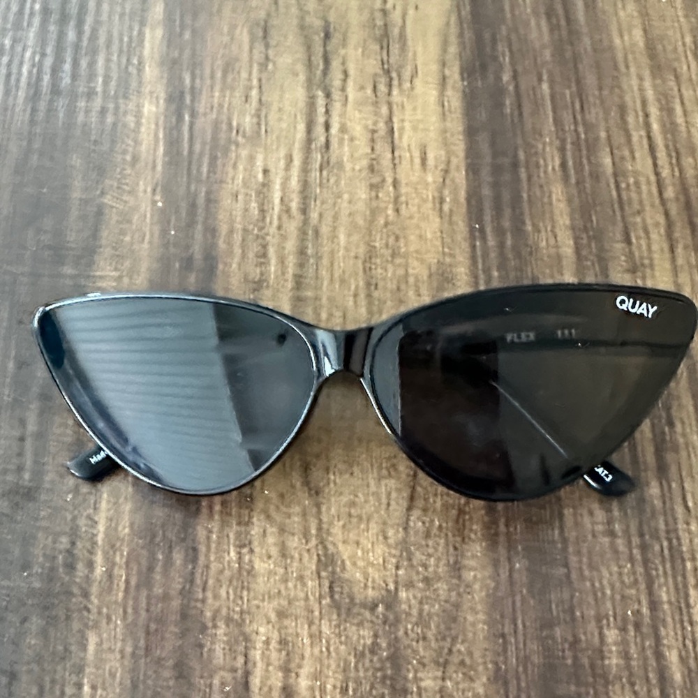 Quay Australia Glossy Black Cat-Eye Sunglasses